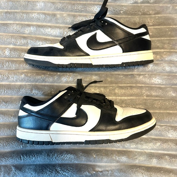 Nike Dunks Panda - Picture 2 of 7